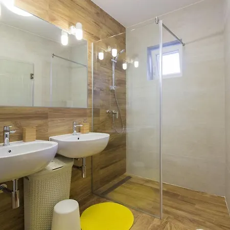Dalmatian Stone Burica Holiday home *