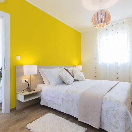 Holiday home Dalmatian Stone Burica *