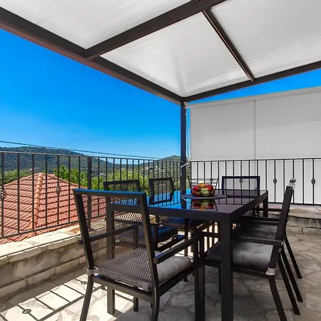 Dalmatian Stone Burica Holiday home *